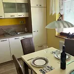 Semesterbostad Kozjanski Odklop Buce
